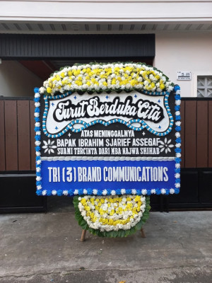 Papan Bunga Duka di Tamansari